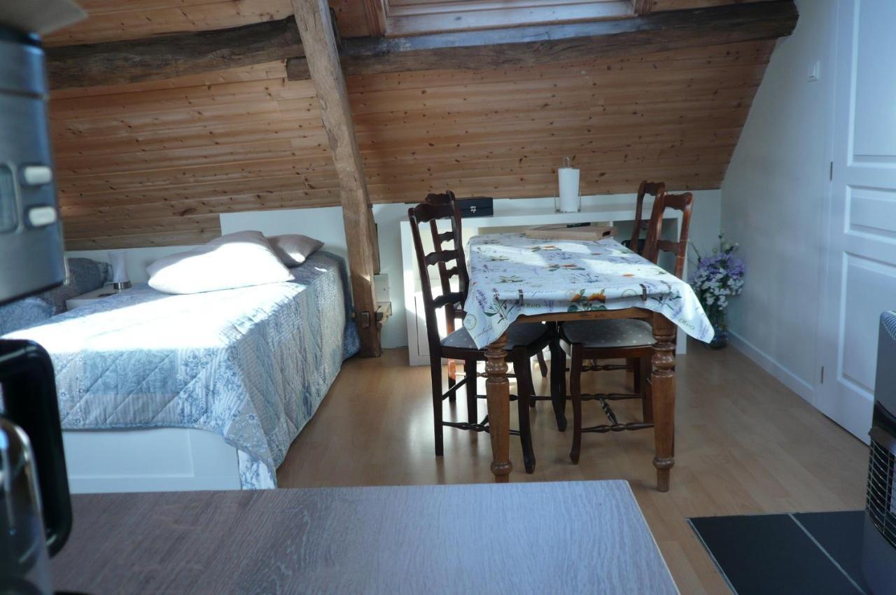Le Petit Papillon Bed & Breakfast Eymoutiers  Exterior photo