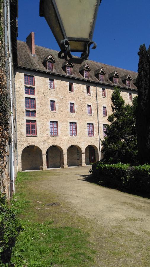 Le Petit Papillon Bed & Breakfast Eymoutiers  Exterior photo